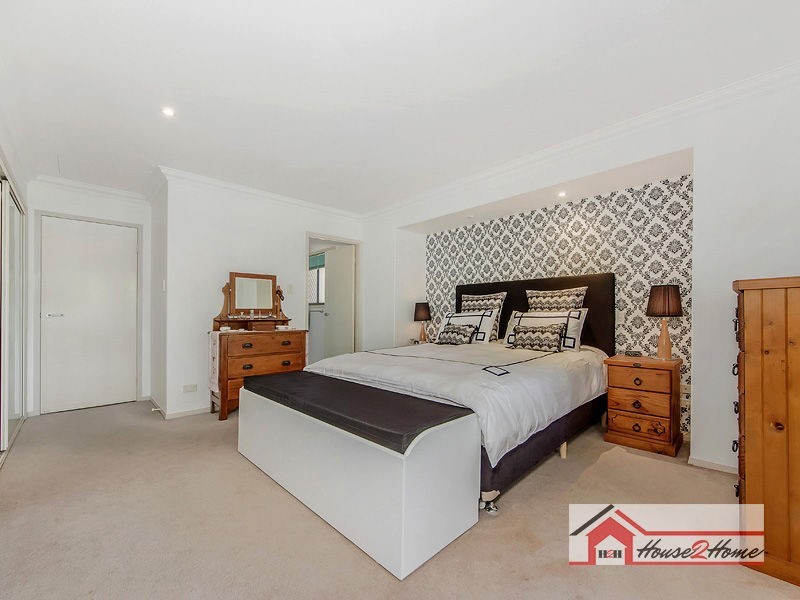 8 Mistletoe Court, Ormeau QLD 4208