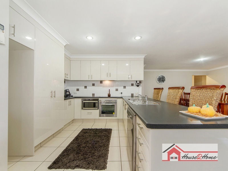 5 Summerlea Crescent, Ormeau QLD 4208