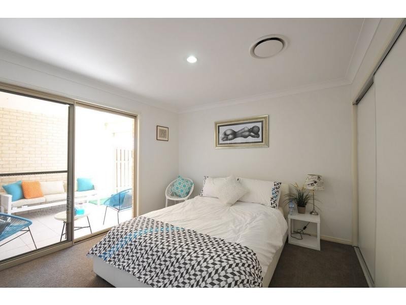 2/20 Benson Street, Ormeau QLD 4208