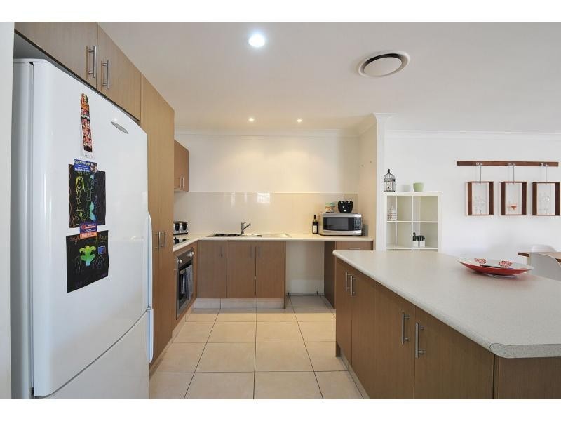 2/20 Benson Street, Ormeau QLD 4208