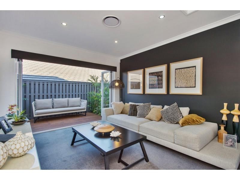 27 Landsdowne Drive, Ormeau Hills QLD 4208