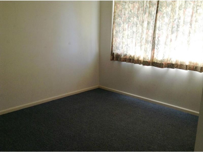 13 Eden Close, Edens Landing QLD 4207
