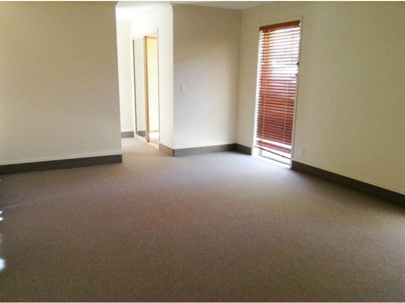 45 Vaughan Drive, Ormeau QLD 4208