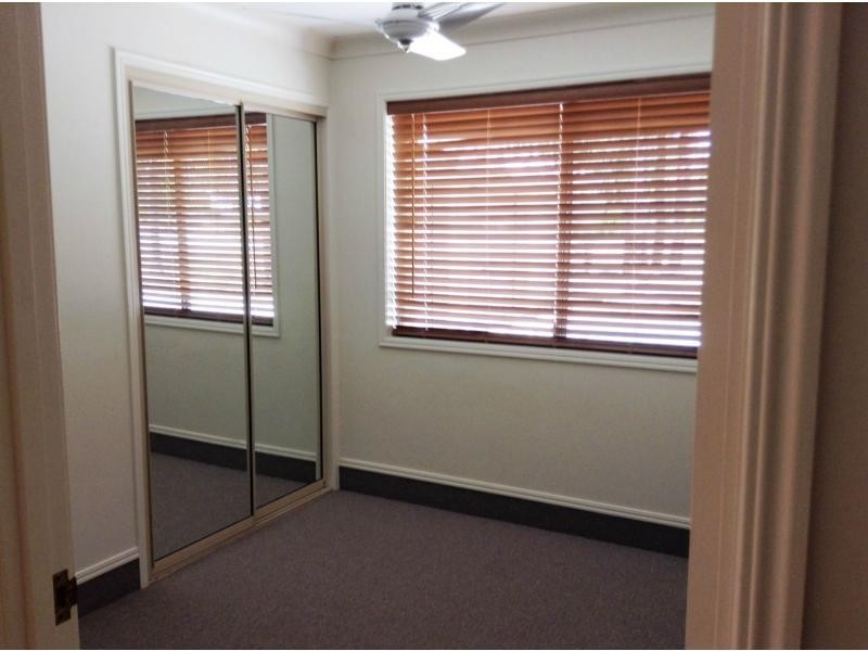 45 Vaughan Drive, Ormeau QLD 4208