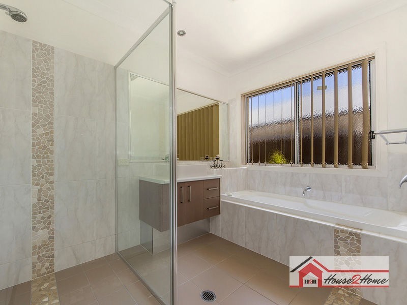 12 Pincally Crescent, Ormeau, Ormeau QLD 4208