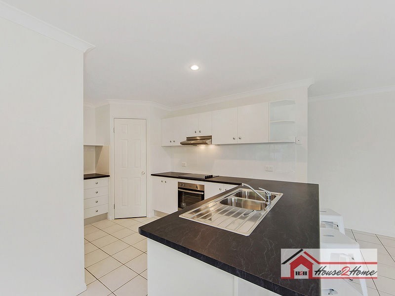 82 Conebush Circuit, Ormeau QLD 4208