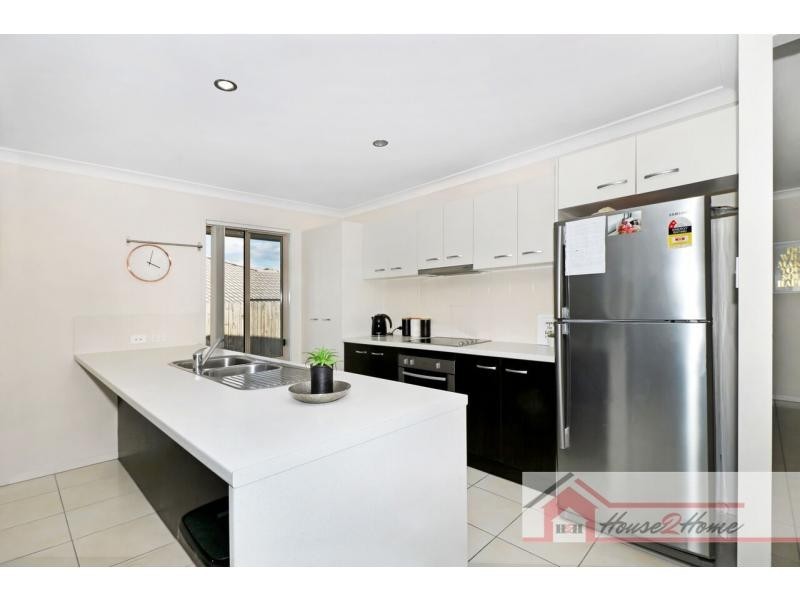 39 Banks Drive, Ormeau QLD 4208