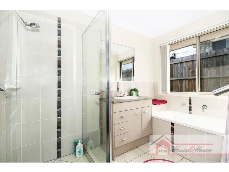 39 Banks Drive, Ormeau QLD 4208