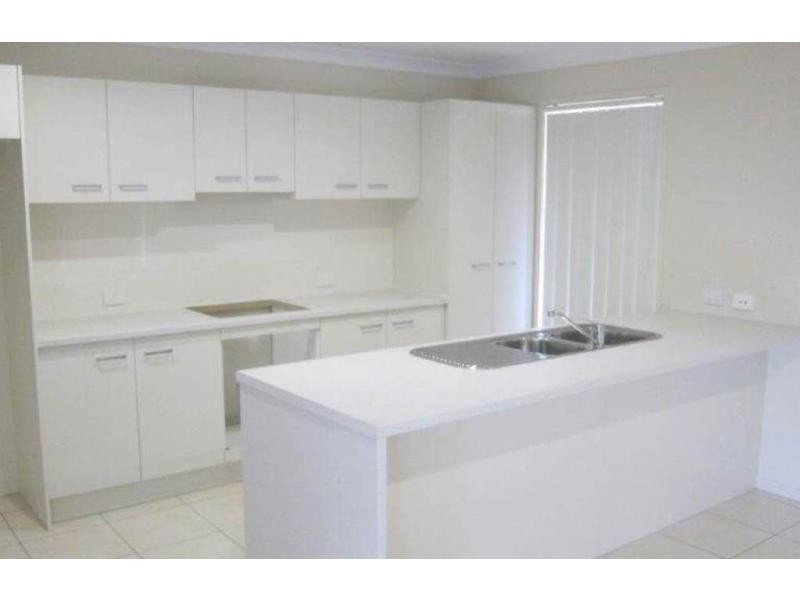 25 Custodian Crescent, Ormeau QLD 4208