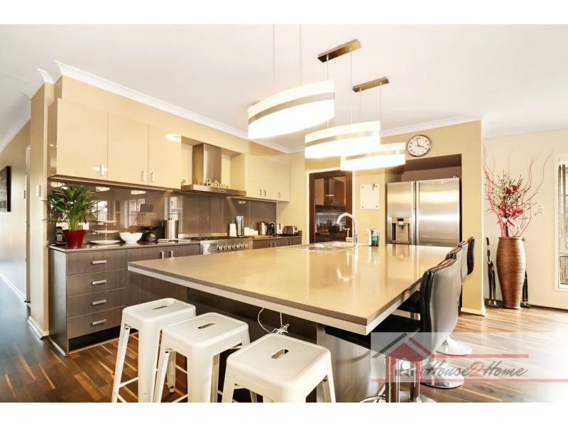 55 Ellenborough Avenue, Ormeau Hills QLD 4208