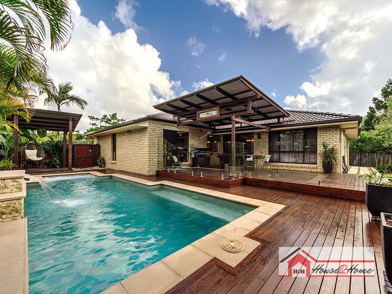 15 Catchlove Street, Maudsland QLD 4210