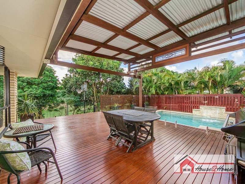 15 Catchlove Street, Maudsland QLD 4210