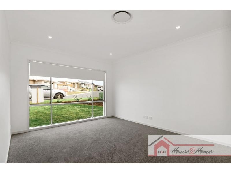 11 Adelaide Crescent, Ormeau Hills QLD 4208