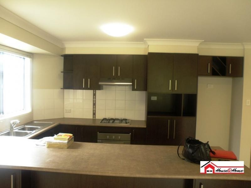 18 Blossom Street, Pimpama QLD 4209