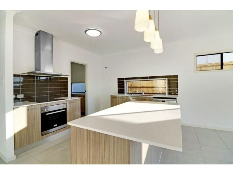 9 Adelaide Crescent, Ormeau Hills QLD 4208