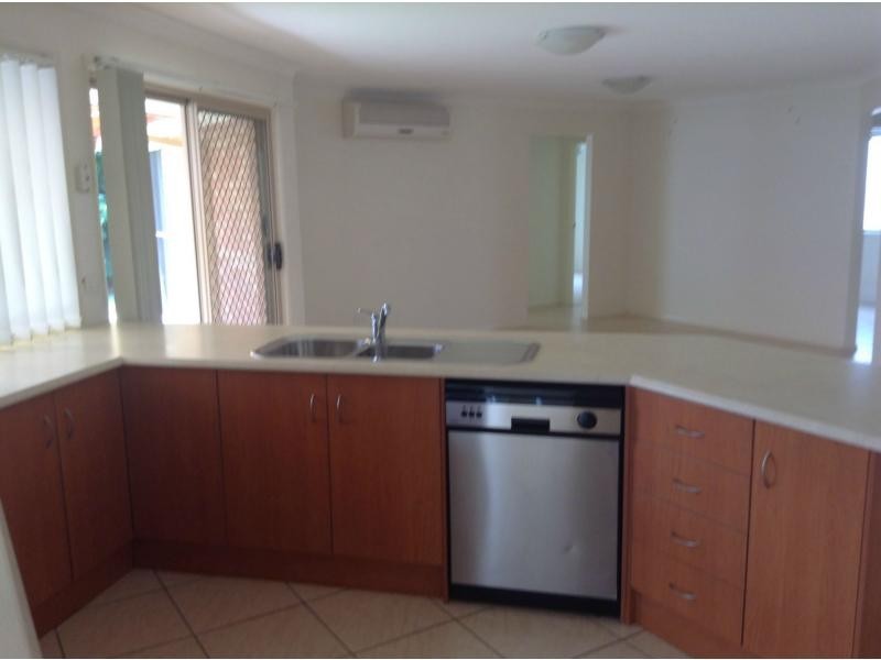 5 Dahlia Crescent, Ormeau QLD 4208