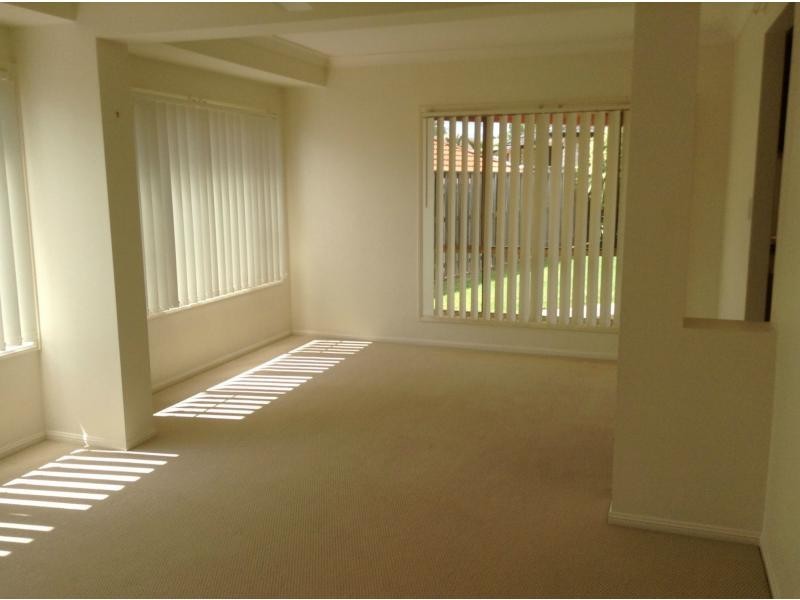 5 Dahlia Crescent, Ormeau QLD 4208