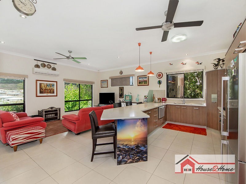 114 Ormeau Ridge Road, Ormeau Hills QLD 4208