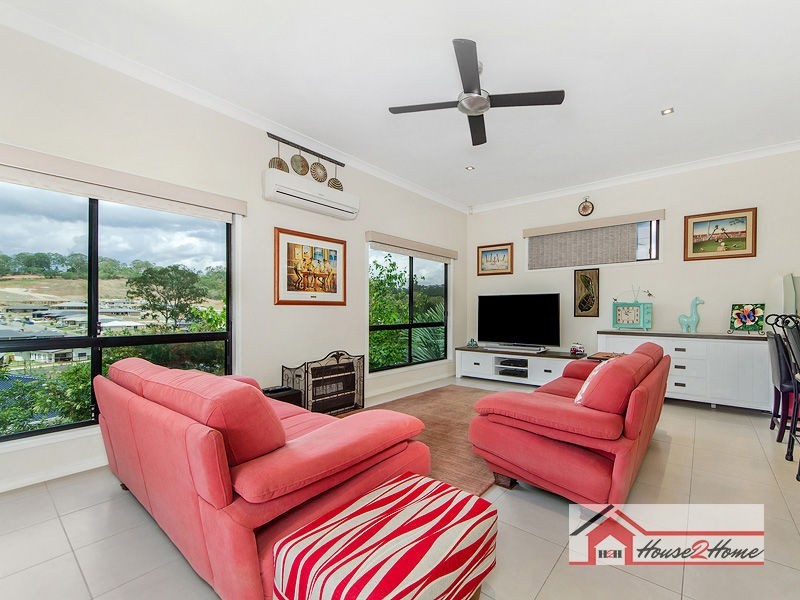 114 Ormeau Ridge Road, Ormeau Hills QLD 4208