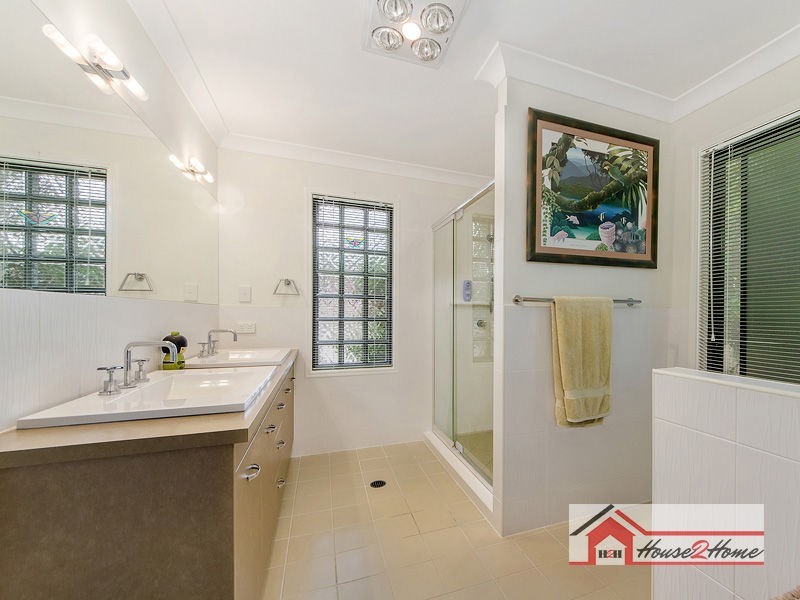 114 Ormeau Ridge Road, Ormeau Hills QLD 4208