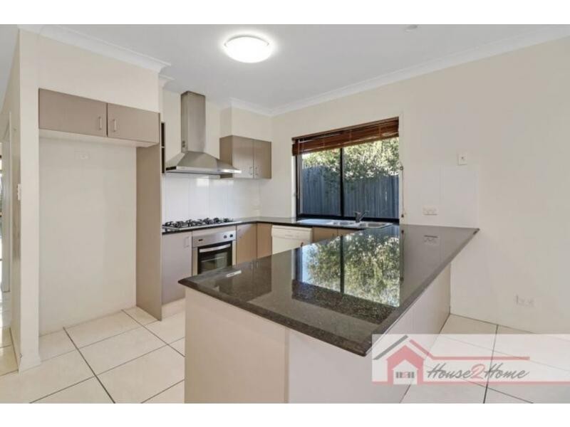 32 Blossom Street, Pimpama QLD 4209