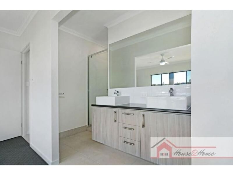 1 Adelaide Crescent, Ormeau Hills QLD 4208