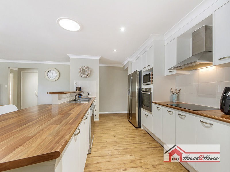 24 Yarwood Crescent, Ormeau Hills QLD 4208