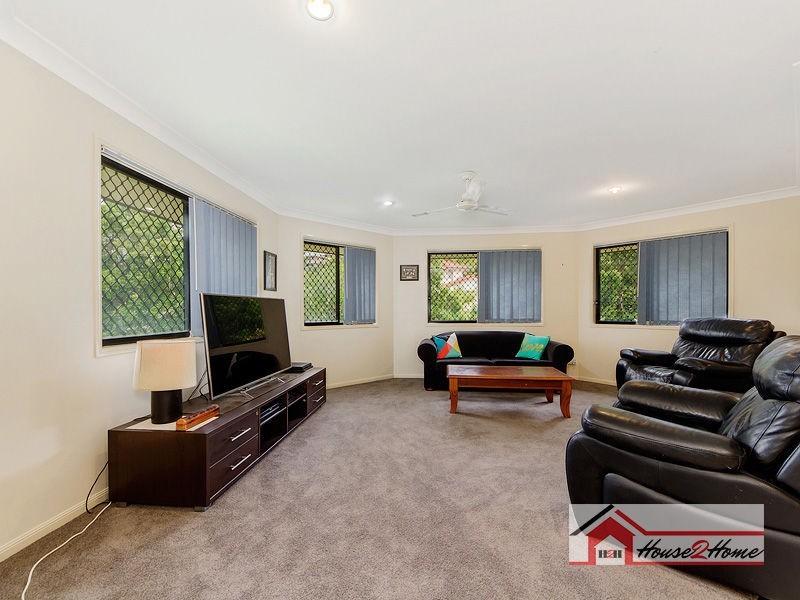 1 Schablon Close, Ormeau Hills QLD 4208