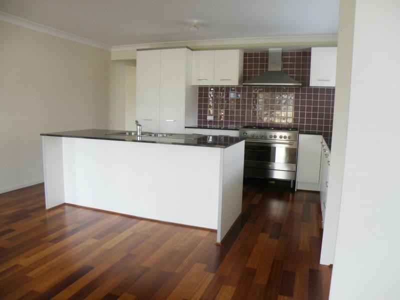 84 Ormeau Ridge Road, Ormeau Hills QLD 4208