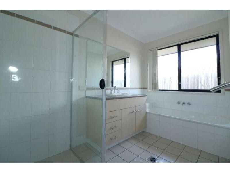 9 Emily Street, Ormeau QLD 4208