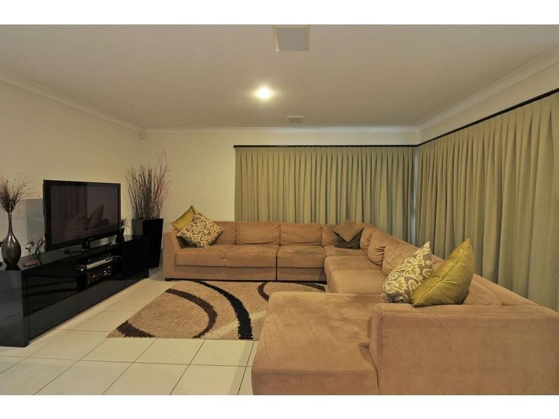 7 Ravensthorpe Street, Ormeau QLD 4208