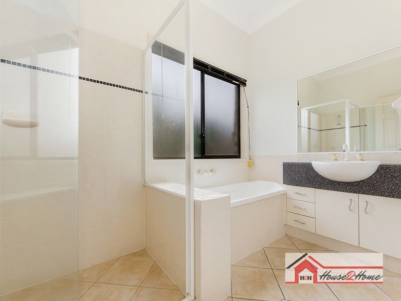 34 Gawain Drive, Ormeau QLD 4208