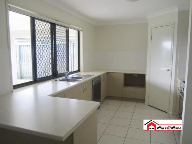 16 Summerlea Crescent, Ormeau QLD 4208