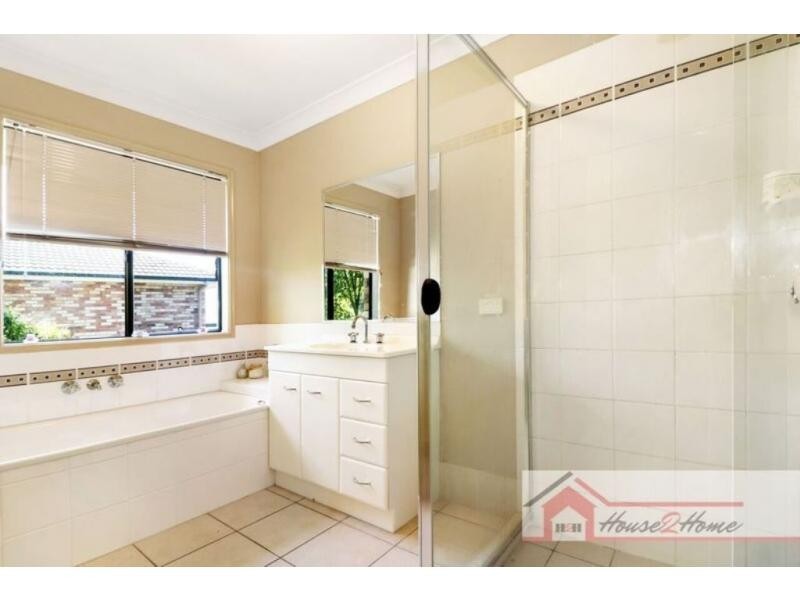8 Doyle Court, Ormeau Hills QLD 4208