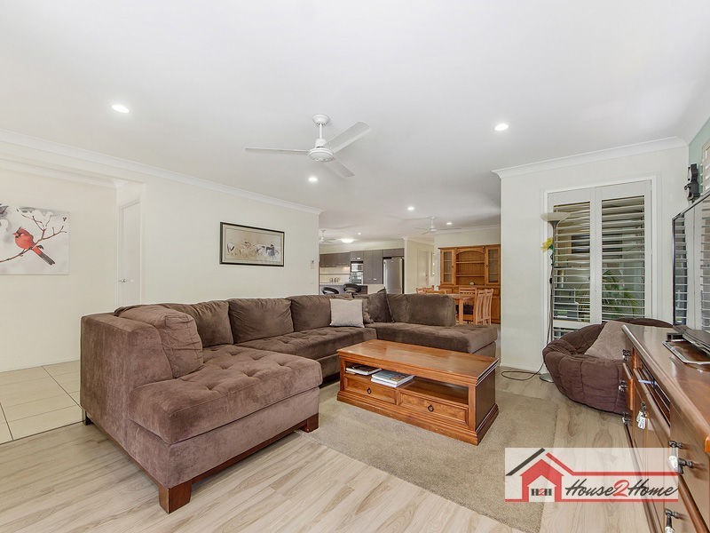 60 Charlton Crescent, Ormeau QLD 4208