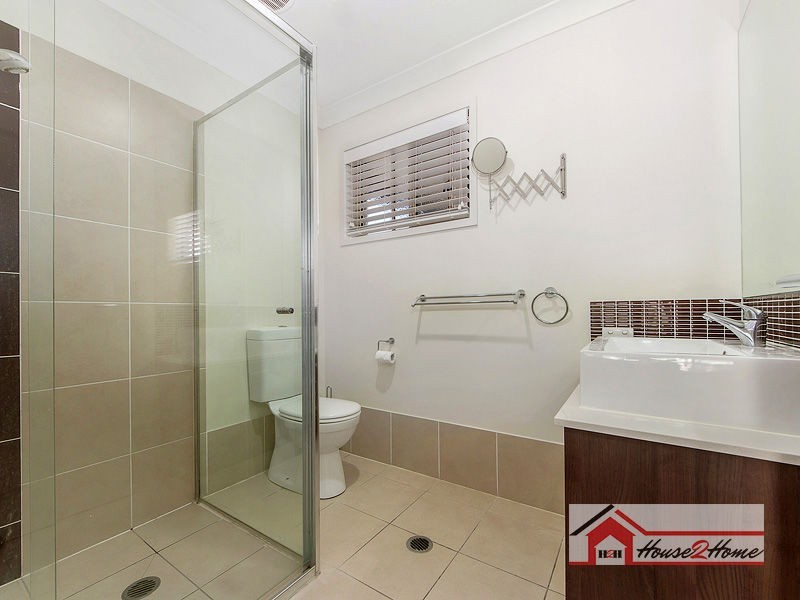 60 Charlton Crescent, Ormeau QLD 4208