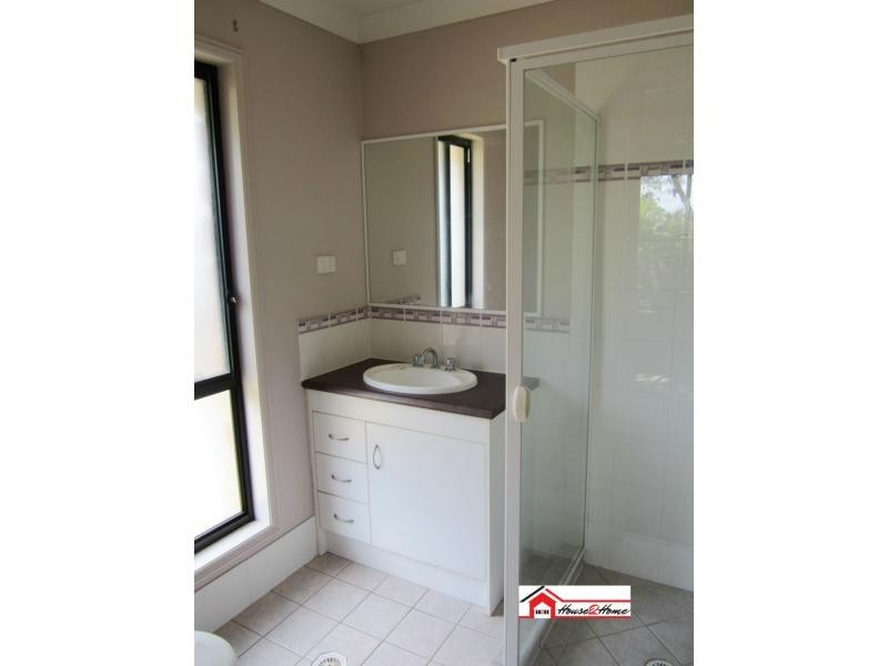 11 Freesia Court, Ormeau QLD 4208