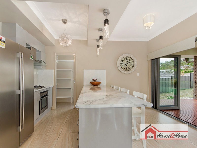 105 Ormeau Ridge Road, Ormeau Hills QLD 4208