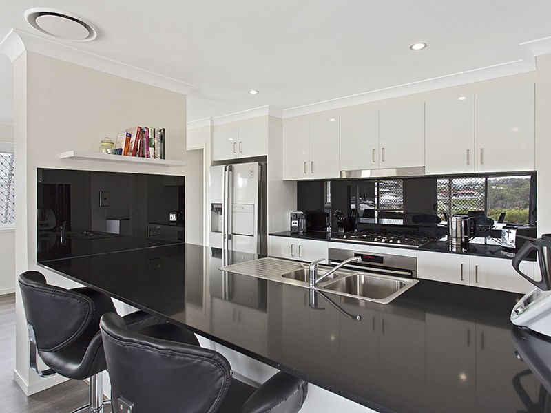 13 Adelaide Crescent, Ormeau Hills QLD 4208