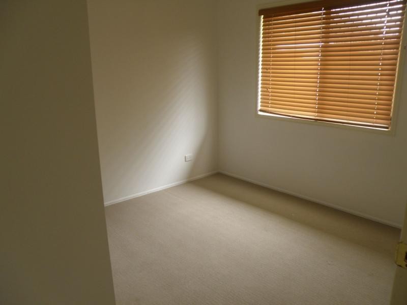 221 Herses Road, Eagleby QLD 4207