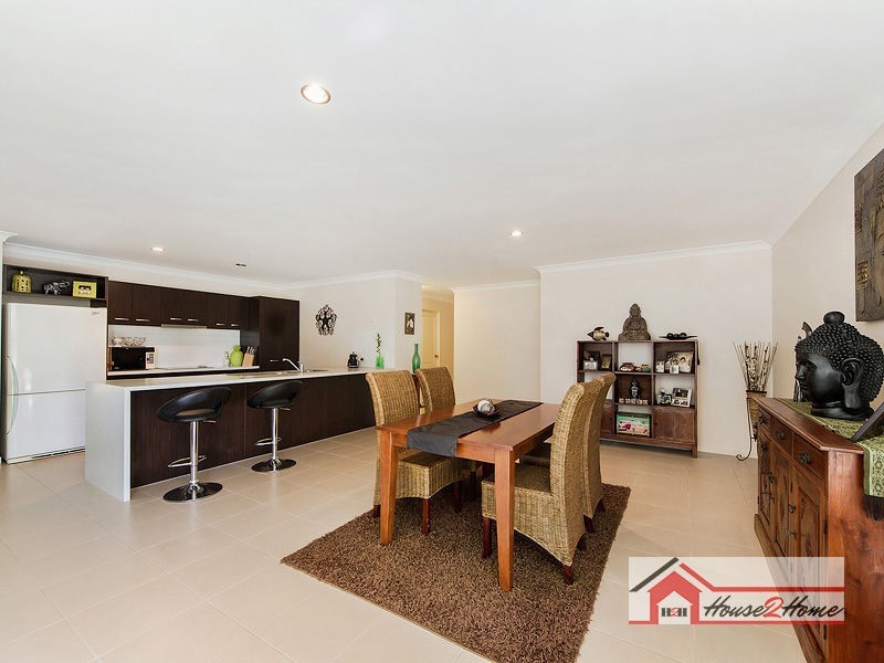 9 Emily Street, Ormeau QLD 4208