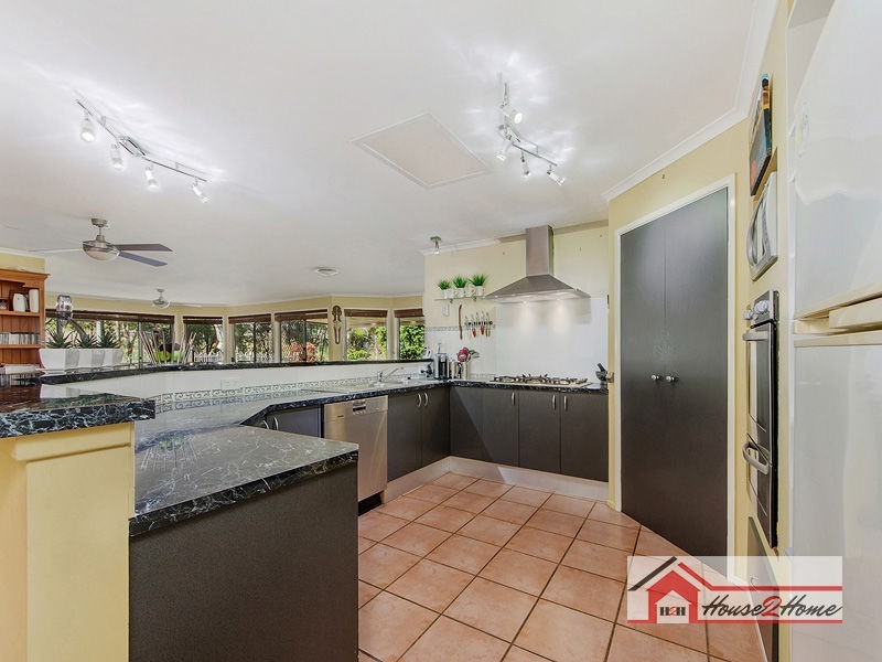 15 Johnson Parade, Ormeau Hills QLD 4208