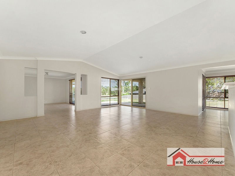 6 Ironbark Court , Stapylton, Stapylton QLD 4207