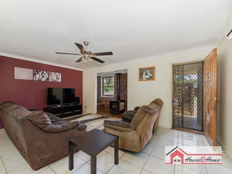 5 Yorkshire Crescent, Mount Warren Park QLD 4207