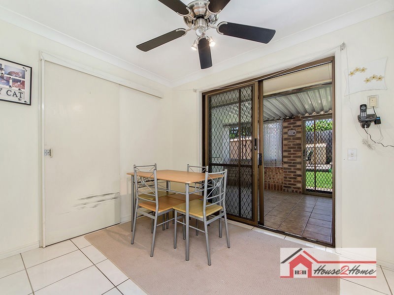 5 Yorkshire Crescent, Mount Warren Park QLD 4207