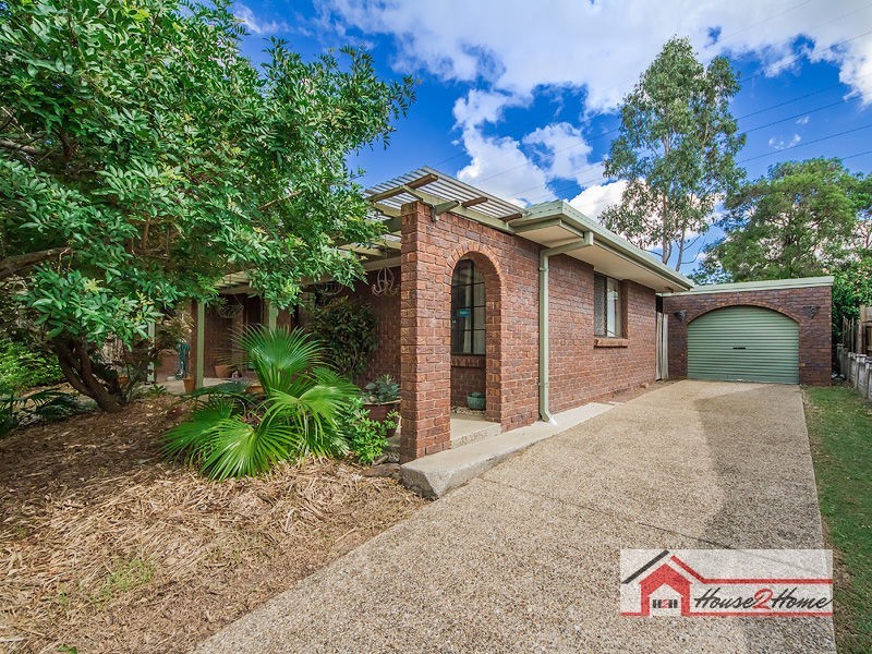 33 Yorkshire Crescent, Mount Warren Park QLD 4207
