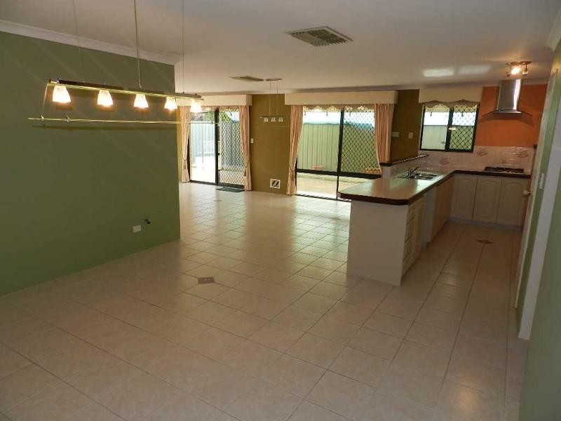 12 Namoi Turn, Merriwa WA 6030