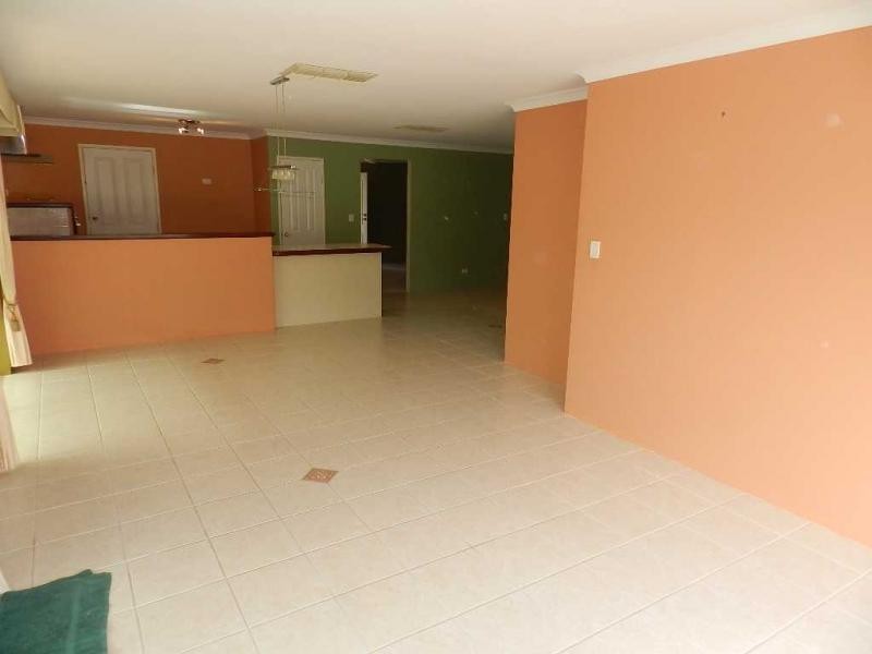 12 Namoi Turn, Merriwa WA 6030