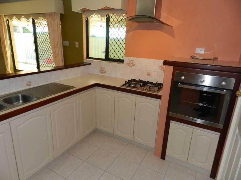 12 Namoi Turn, Merriwa WA 6030