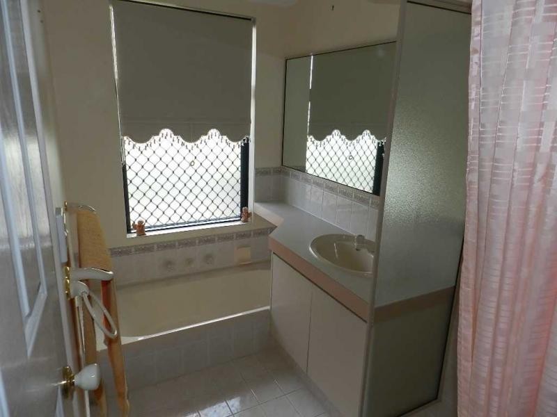 12 Namoi Turn, Merriwa WA 6030